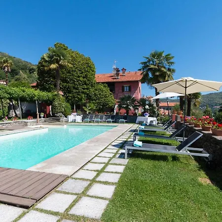 Sleeps 6 With Pool And Wifi Massino Visconti