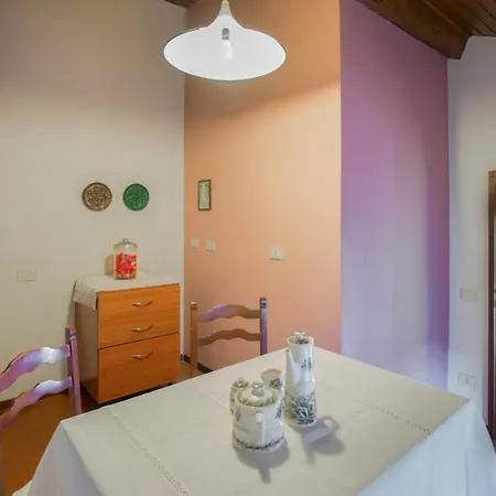 Appartamento Sleeps 6 With Pool And Wifi *