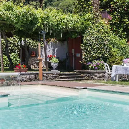 Sleeps 6 With Pool And Wifi